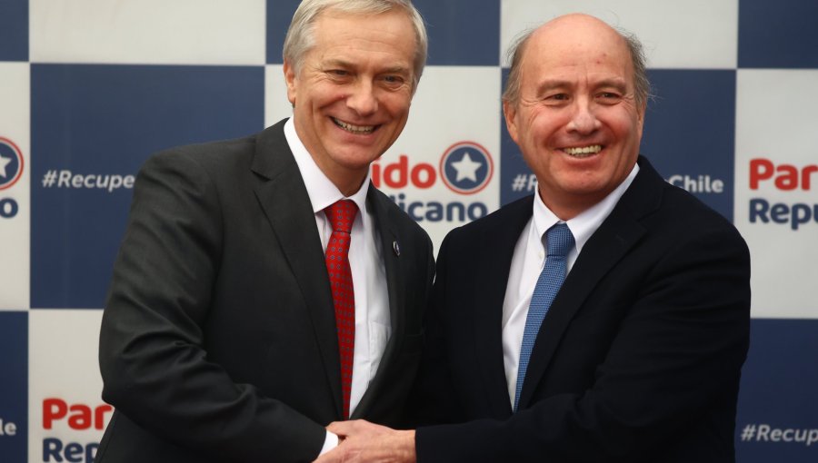 Coordinador del equipo económico de Kast califica de "demagogia pura" el salario vital de $750 mil de Jara
