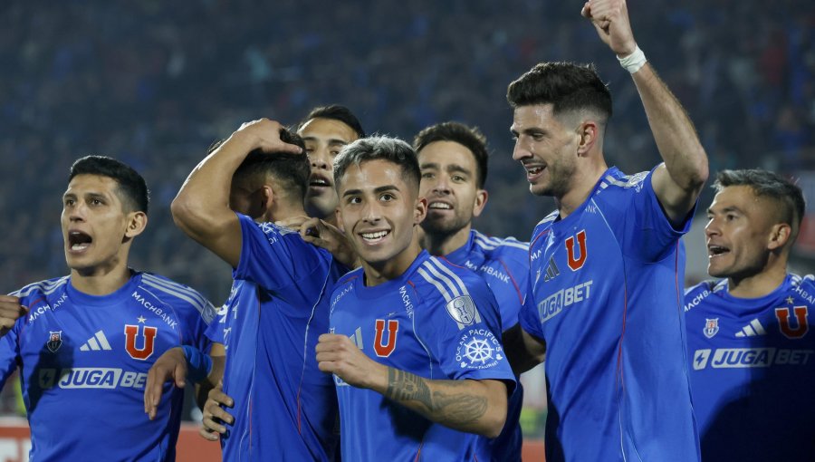 La U golea a Guaraní y queda con un pie en los octavos de final de Copa Sudamericana