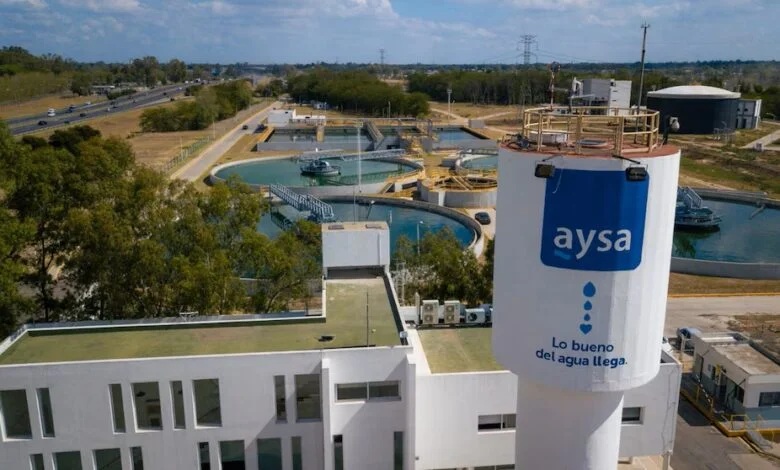 Gobierno argentino anuncia inicio del proceso de privatización de la empresa pública de agua