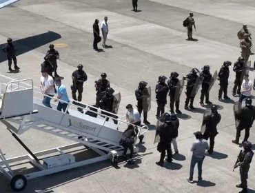 Más de 250 venezolanos que habían sido deportados desde EE.UU. a El Salvador fueron repatriados a Caracas