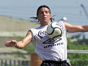 Pablo Galdames avisa a la U en caso de sellar la llave por Copa Sudamericana: "Independiente no es Guaraní"