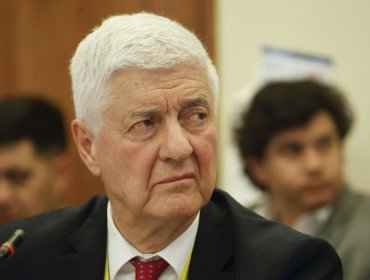 Gobierno solicita la renuncia al director del SII tras polémica por contribuciones impagas