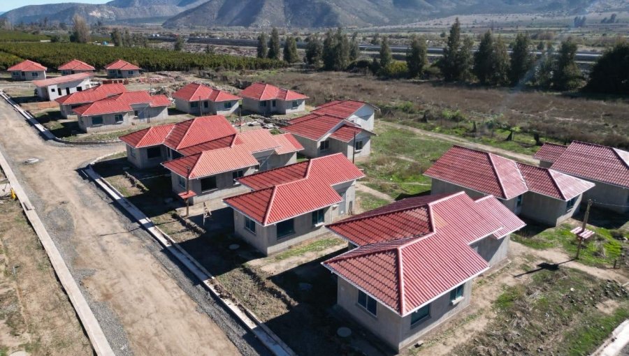 Tras 20 años de espera, retoman obras de viviendas sociales en zona rural de Panquehue