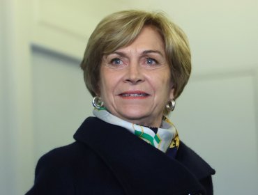 Matthei en medio de cruces con Republicanos afirma que "tenemos que tener campañas limpias, salir del barro"