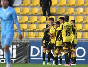 Coquimbo Unido golea al colista y se consolida en el liderato
