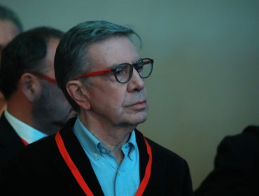 Joaquín Lavín elogia campaña de Jeannette Jara y alerta del desafío de representar la continuidad