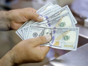 Colombianos lideran el envío formal de remesas, mientras que venezolanos no están registrados de manera oficial
