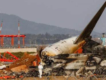 Pilotos apagaron el motor equivocado en accidente de avión en Corea del Sur que dejó 179 fallecidos