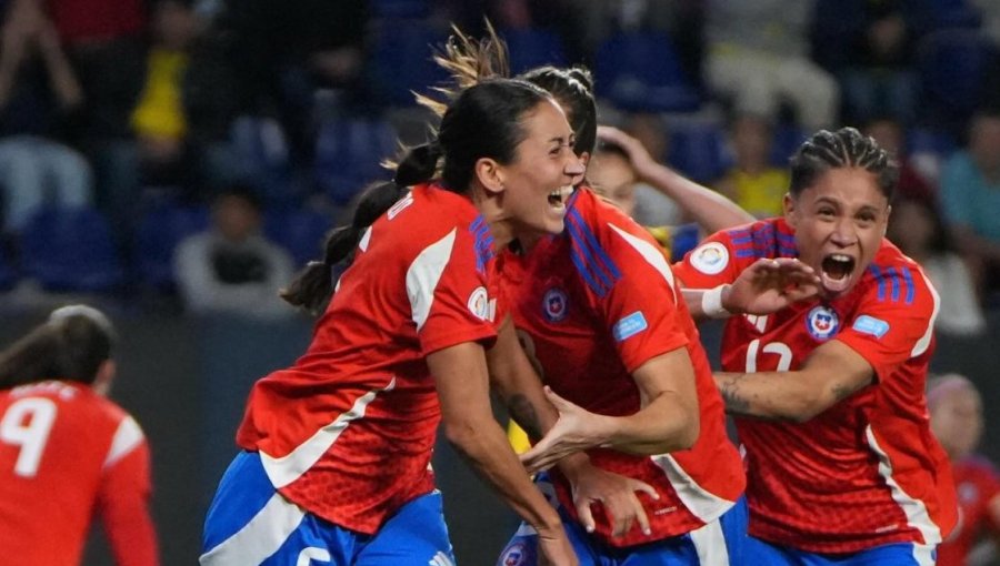 Chile logra un triunfo clave ante Ecuador para ilusionarse con las semifinales de la Copa América femenina