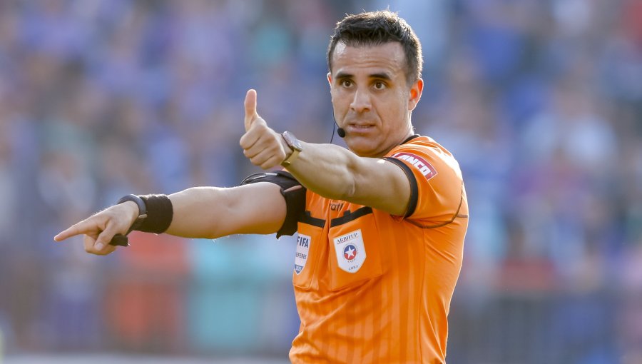 Árbitro Piero Maza y "perdonazo" a Jorge Almirón en Colo-Colo: "Él se arrepintió y me parece fenomenal"