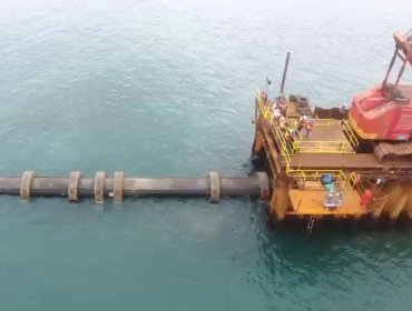 Con la instalación de ductos marinos concluye fase clave para el proyecto de planta desalinizadora en la bahía de Puchuncaví
