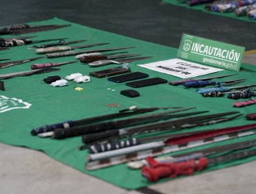 4.845 armas blancas, 941 celulares y 1.200 dosis de drogas ha incautado Gendarmería entre enero y junio en cárceles de la V Región