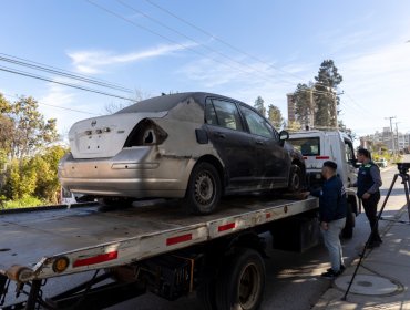 Valparaíso da inicio a plan de retiro de automóviles abandonados en los cerros