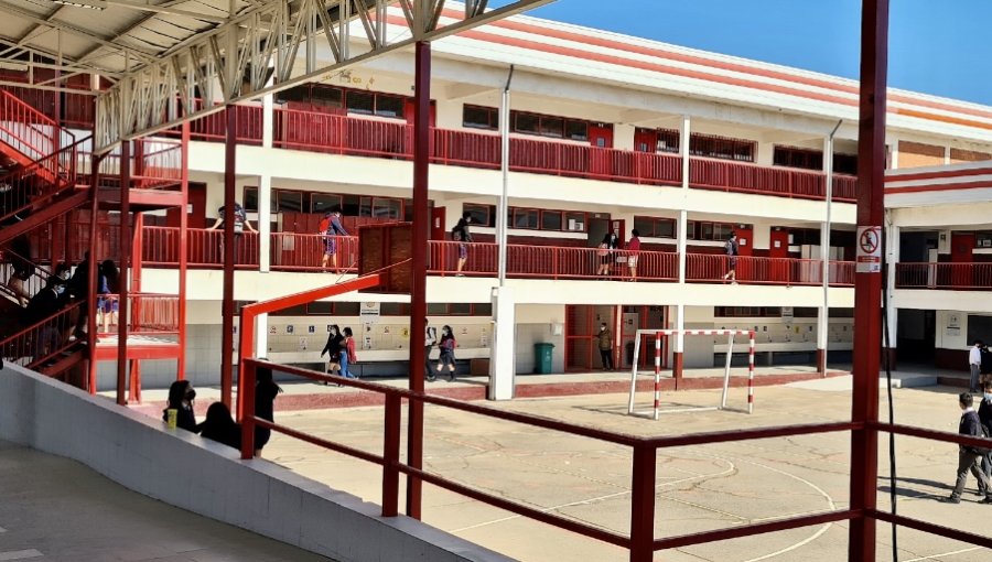 Corte de Valparaíso ordena a liceo de San Felipe dejar sin efecto expulsión de niño que golpeó a otro en respuesta a constante bullying