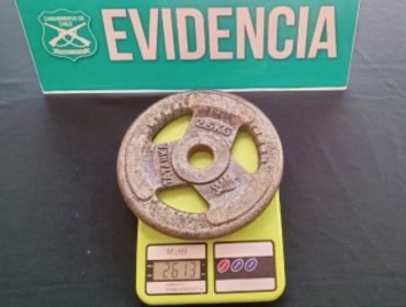 Tras las rejas quedó sujeto formalizado por brutal agresión contra su hijo en Alto Hospicio: lo golpeó en la cabeza con una pesa de hierro
