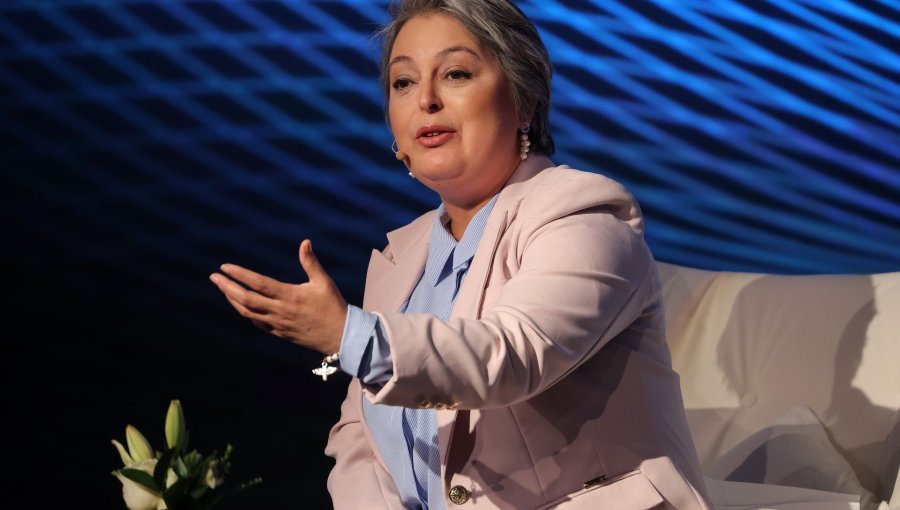 Jeannette Jara se refiere a futura relación con Argentina: "Milei tendrá que hablar con esta ‘zurda de mierda’"