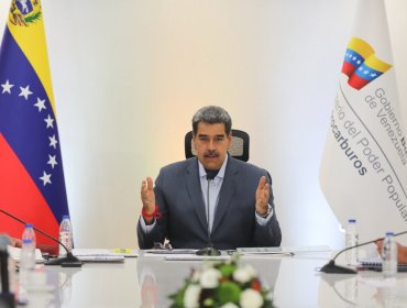 Maduro llama a un día de "fiesta y paz" por elecciones municipales en Venezuela
