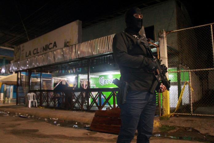 Al menos 17 muertos y varios heridos deja ataque armado contra un bar en Ecuador