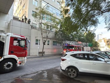 Trabajador muere tras caer mientras realizaba labores de limpieza de vidrios en la clínica Santa María de Providencia