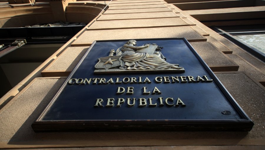 Ingresan requerimientos a Contraloría por pensiones de gracia irregulares y millonarios sueldos en Subsecretaría de Seguridad Pública
