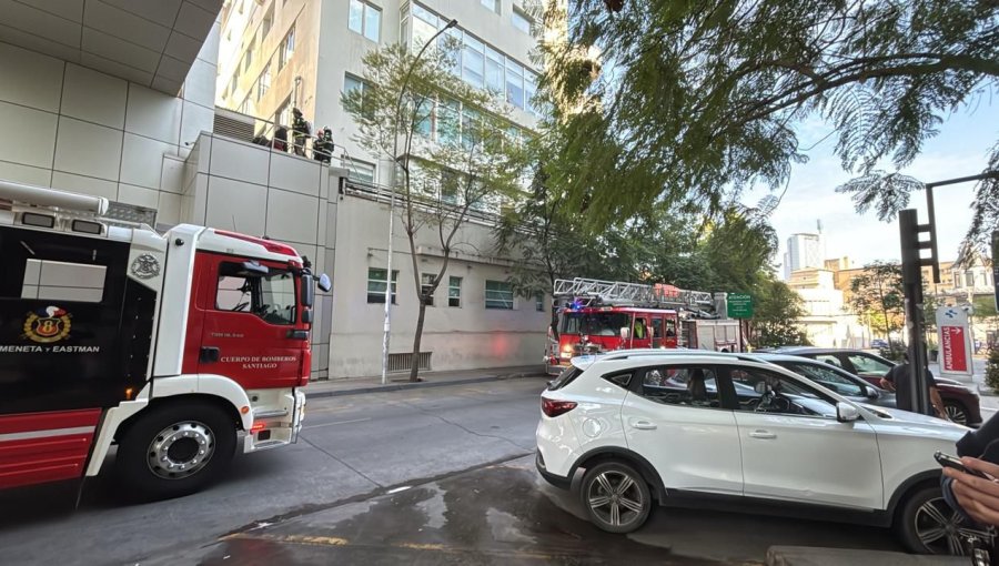 Trabajador muere tras caer mientras realizaba labores de limpieza de vidrios en la clínica Santa María de Providencia