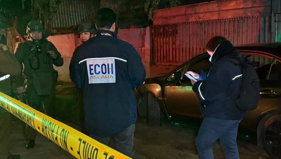 Detienen a adolescentes baleados en auto que estaría ligado a homicidio en Recoleta: uno de 16 está grave y otro de 13 resultó ileso