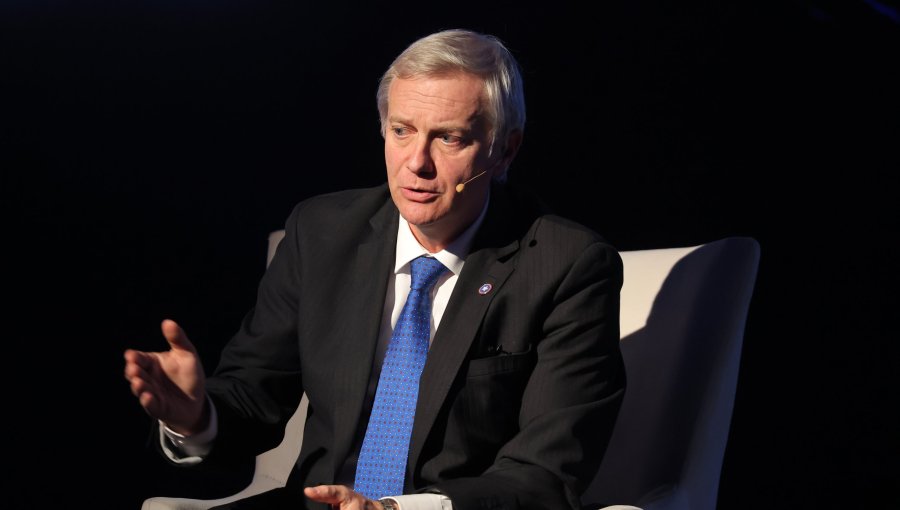 Kast ante querella anunciada por Matthei: "Si algún candidato quiere interponer algún recurso, que lo haga"