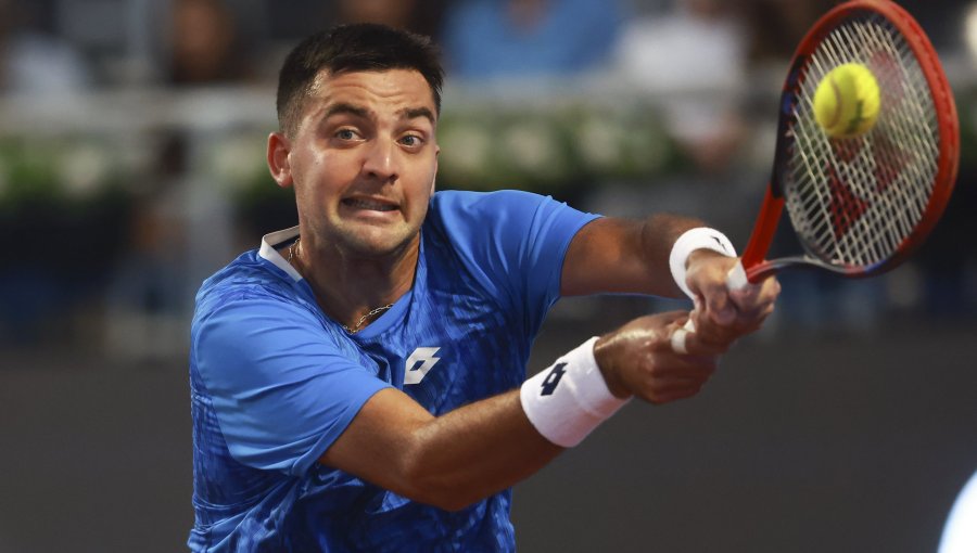 Tomás Barrios deja escapar sus chances ante Alex Michelsen y dice adiós al Masters 1.000 de Toronto