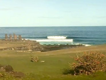 300 personas fueron evacuadas en Rapa Nui tras alerta de tsunami: proceso se desarrolló en calma y sin contratiempos