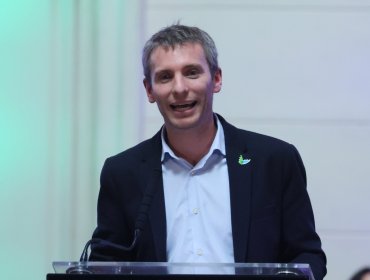 Presidente de Evópoli no comparte querella anunciada por Matthei: "Los problemas de la política se resuelven en el ámbito político"