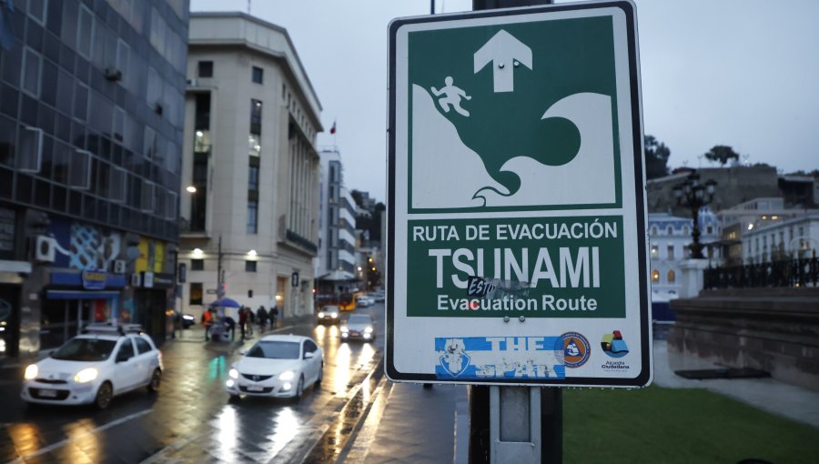 Estiman que 1,5 millones de personas tendrán que evacuar en zonas costeras de Chile