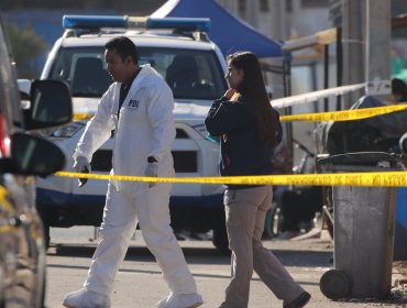 Hombre muere tras ser baleado al interior de su domicilio en Cerro Navia: delincuentes también robaron joyas