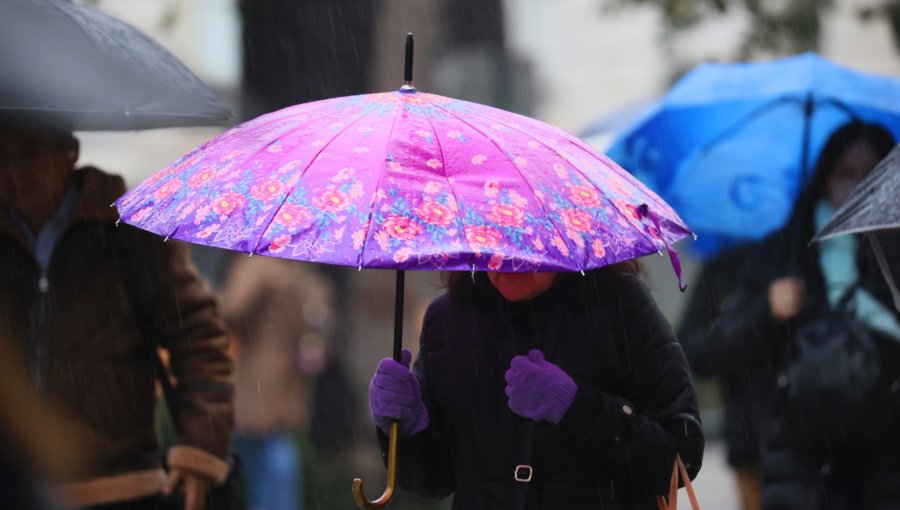 Durán afirma que sistemas de emergencia están activados ante precipitaciones de "intensidad relativamente importante"