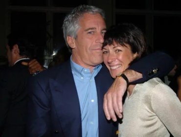 El polémico traslado de cárcel de la expareja de Jeffrey Epstein que cumple condena en EE.UU. por tráfico sexual de menores