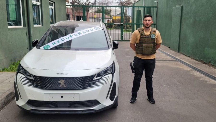 Vehículo robado en Viña del Mar fue recuperado tras larga investigación policial por clonación de automóviles: dos detenidos