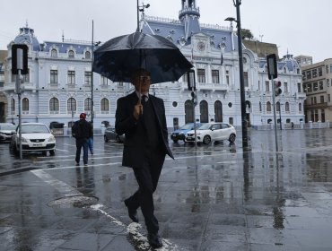Costa de Valparaíso supera los 86 milímetros de lluvia caída durante el sistema frontal