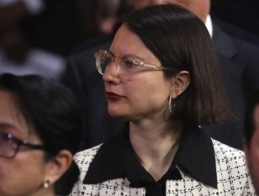 Ex alcaldesa Irací Hassler defiende a la Jeannette Jara ante críticas: "No puede hacerse cargo de todas las declaraciones"