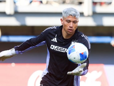 Técnico de Peñarol valoró arribo de Cortés y le lanzó un "palito" a Colo Colo
