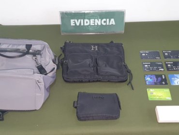 Dos hombres y una mujer fueron detenidos por robo de especies en automóviles estacionados en la zona costera de Valparaíso