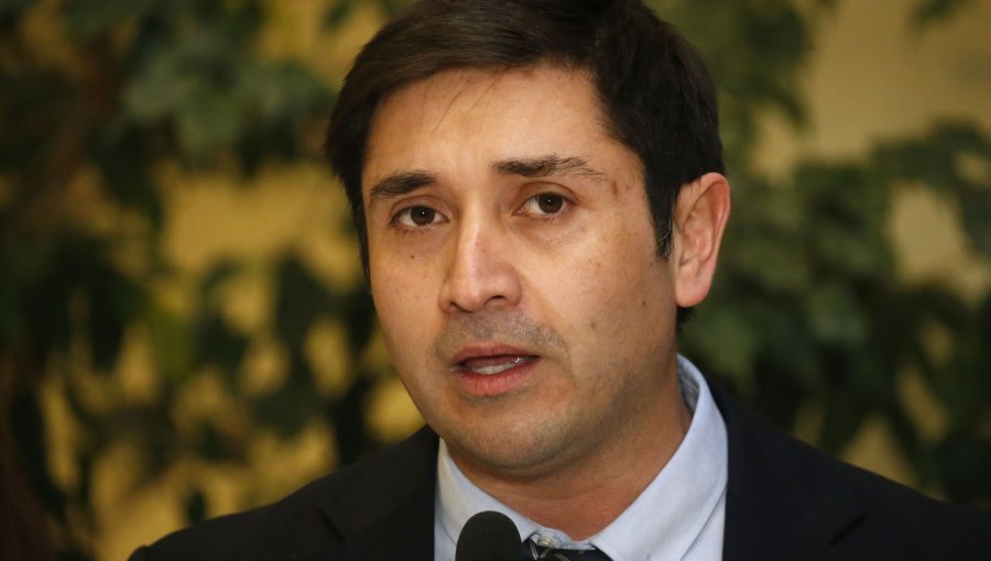 Diputado Miguel Ángel Calisto apelará ante la Corte Suprema tras ser desaforado