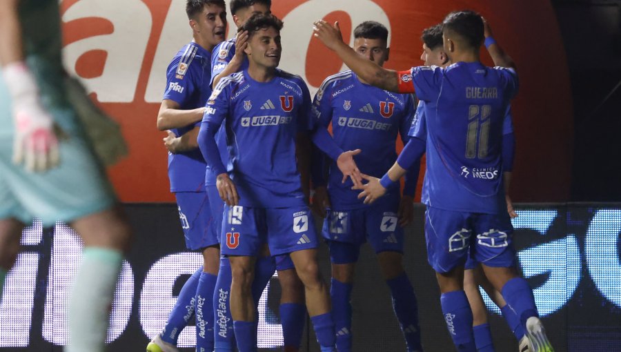 Universidad de Chile recibe a Cobresal en busca de mantenerse al acecho del líder Coquimbo