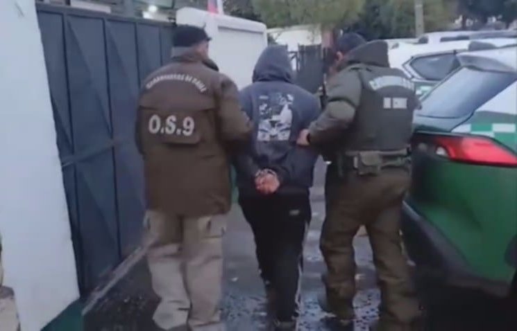 Detienen a hombre que mantenía una orden de detención por extorsión y sustracción de madera en La Araucanía
