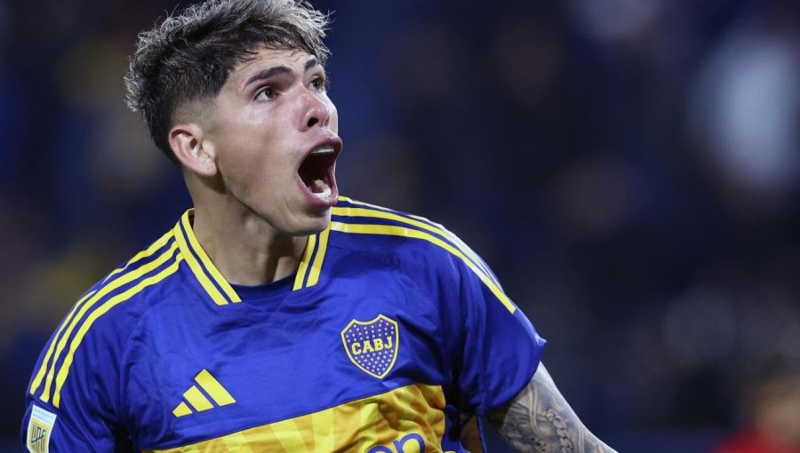 Entrenador de Boca Juniors explica su relación con Carlos Palacios y afirma que "hablo mucho con él"