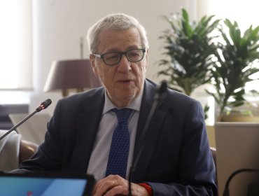 Canciller destacó mantención de Chile en el programa Visa Waiver: apuntó a intercambio de información con EE.UU.