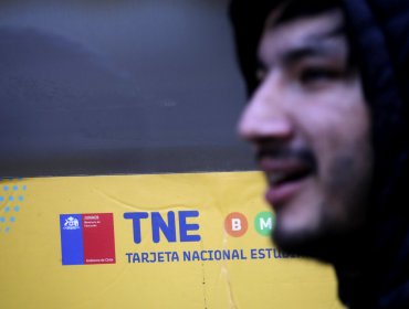 Contraloría dictamina que la TNE es solo para traslados con motivo de estudios y advierte sobre el mal uso