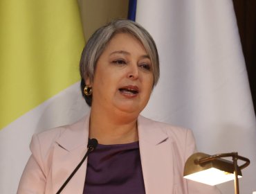 Integrante del equipo económico de Jara dice que los "retiros fueron perjudiciales" y afirma que la candidata no recurrirá a esa vía