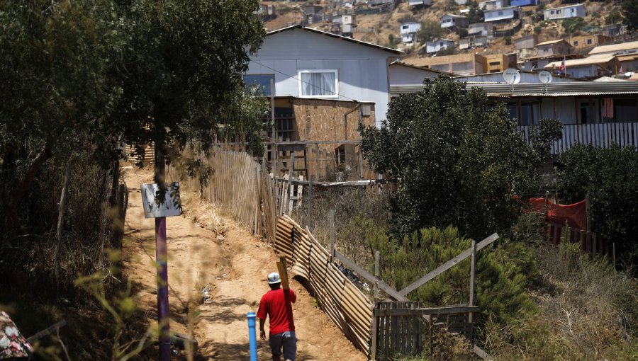 Serviu responde a familia de empresario asesinado en Concón: los emplaza a ejecutar desalojo de su terreno tomando en Quilpué
