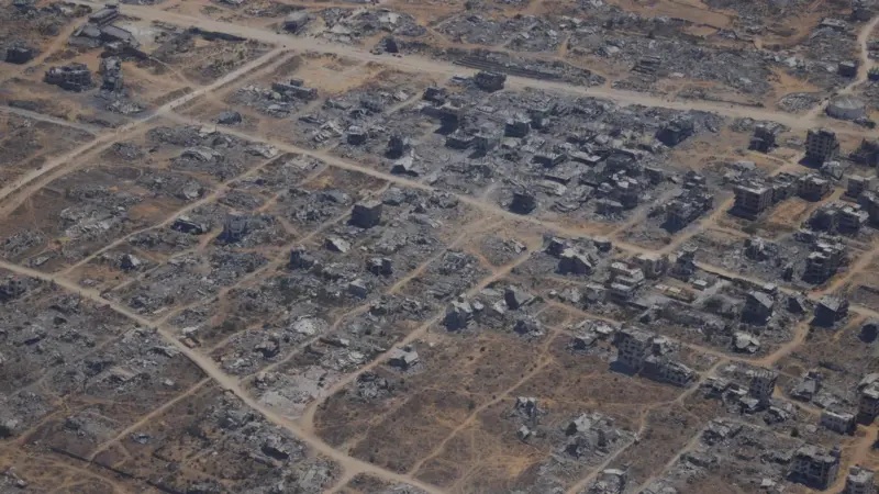 Las imágenes aéreas que muestran la magnitud de la destrucción en Gaza y que el gobierno de Israel no quiere que se filmen