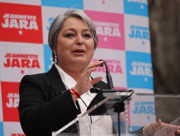 Jara desdramatiza cuestionamiento de Frei a la DC por respaldar su candidatura: "Está en su derecho"