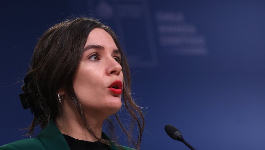 Vocera de Gobierno calificó de "impresentable" la asistencia a casinos de funcionarios públicos con licencia